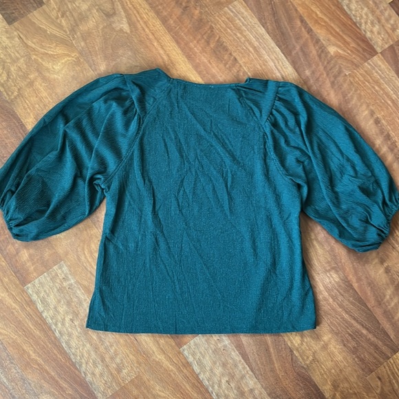 Brand new Vince Camuto emerald green blouse - Picture 12 of 16